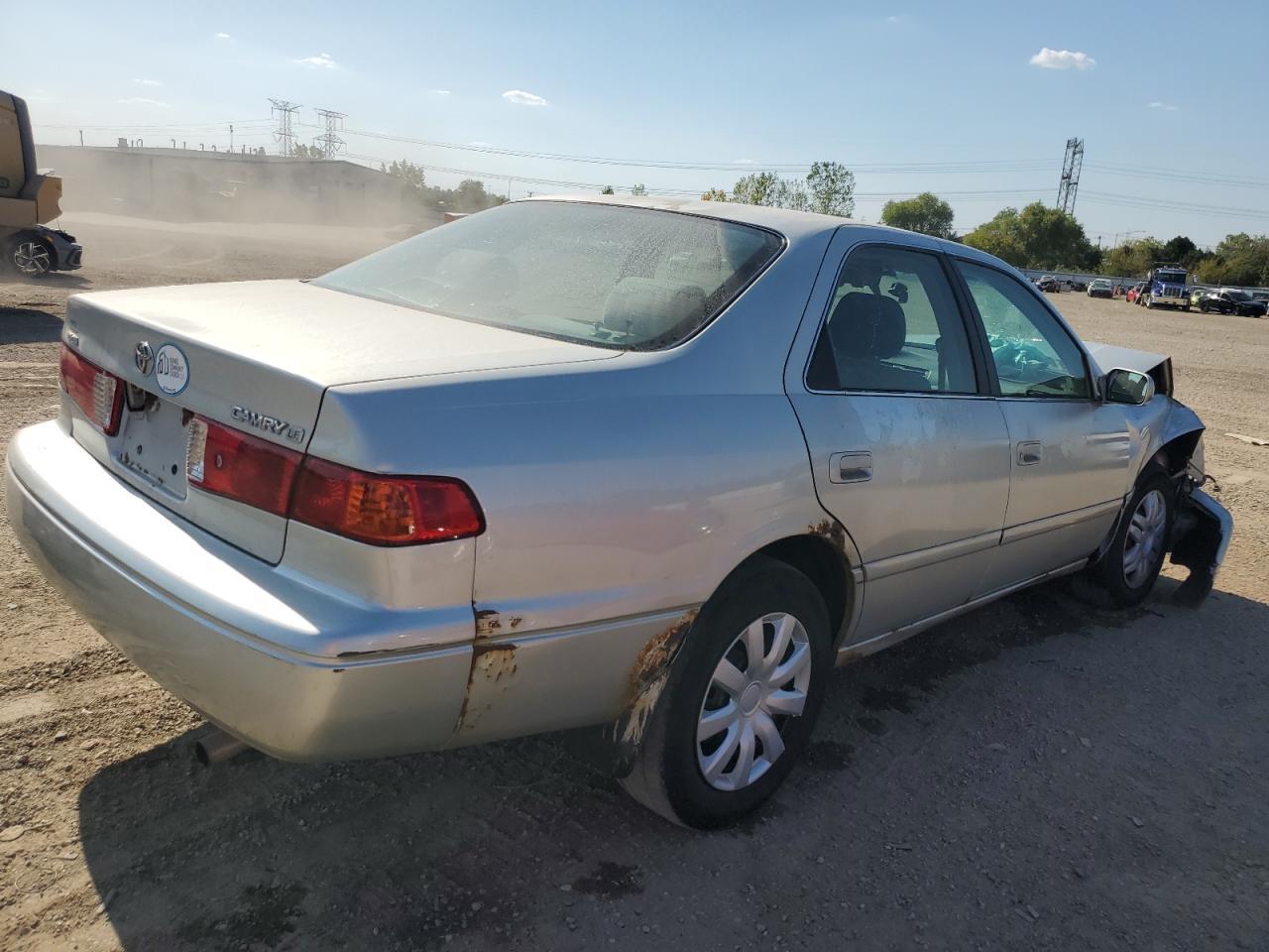 2000 Toyota Camry Ce - Фото 3