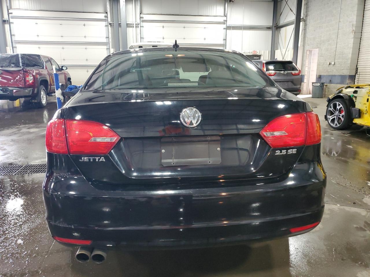 2011 Volkswagen Jetta Se - Image 6