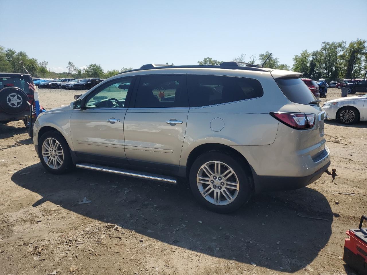 2015 Chevrolet Traverse Lt - Image 2