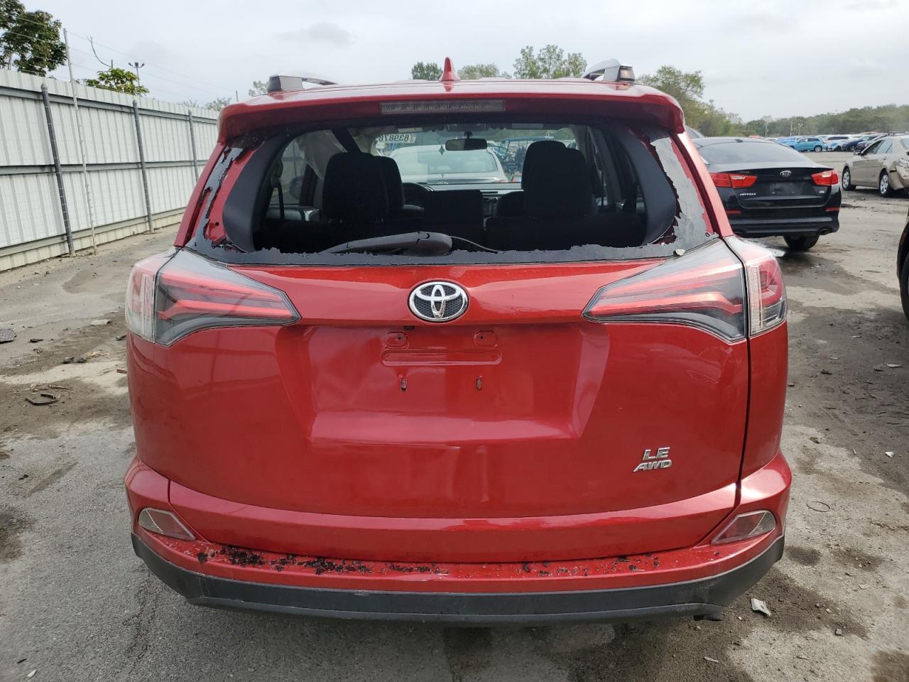 2016 Toyota Rav4 Le - Image 6