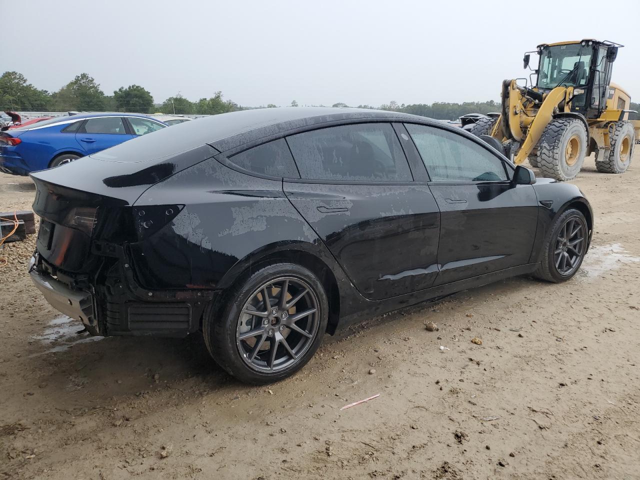 2022 Tesla Model 3 - Фото 3