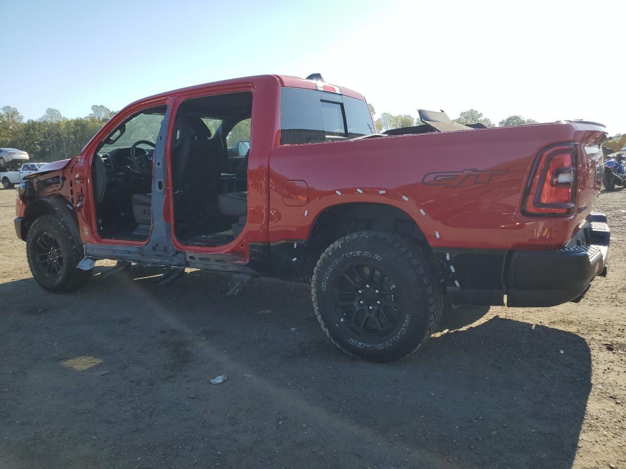2025 Ram 1500 Rebel - Фото 2