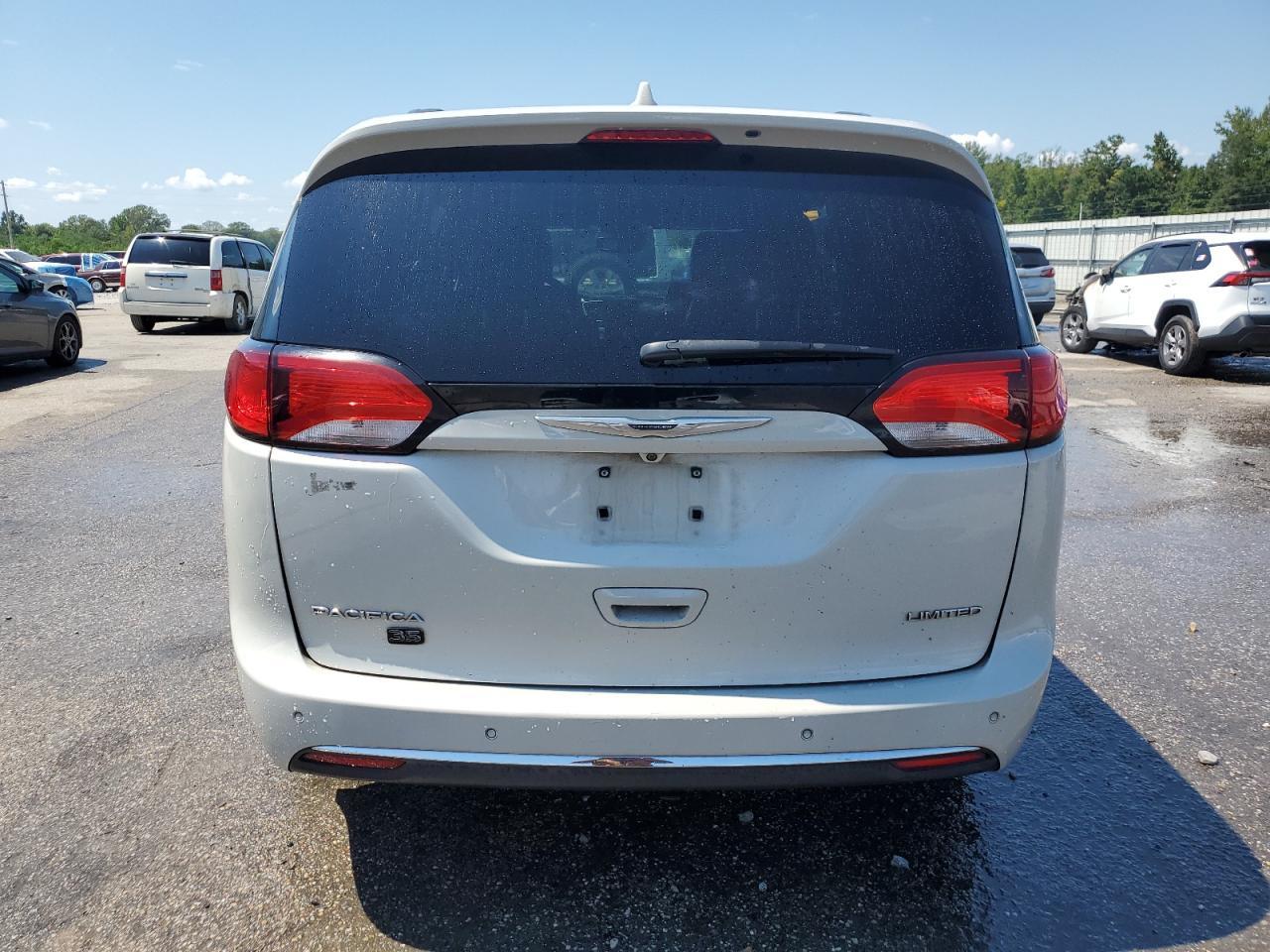 2020 Chrysler Pacifica Limited - Фото 6