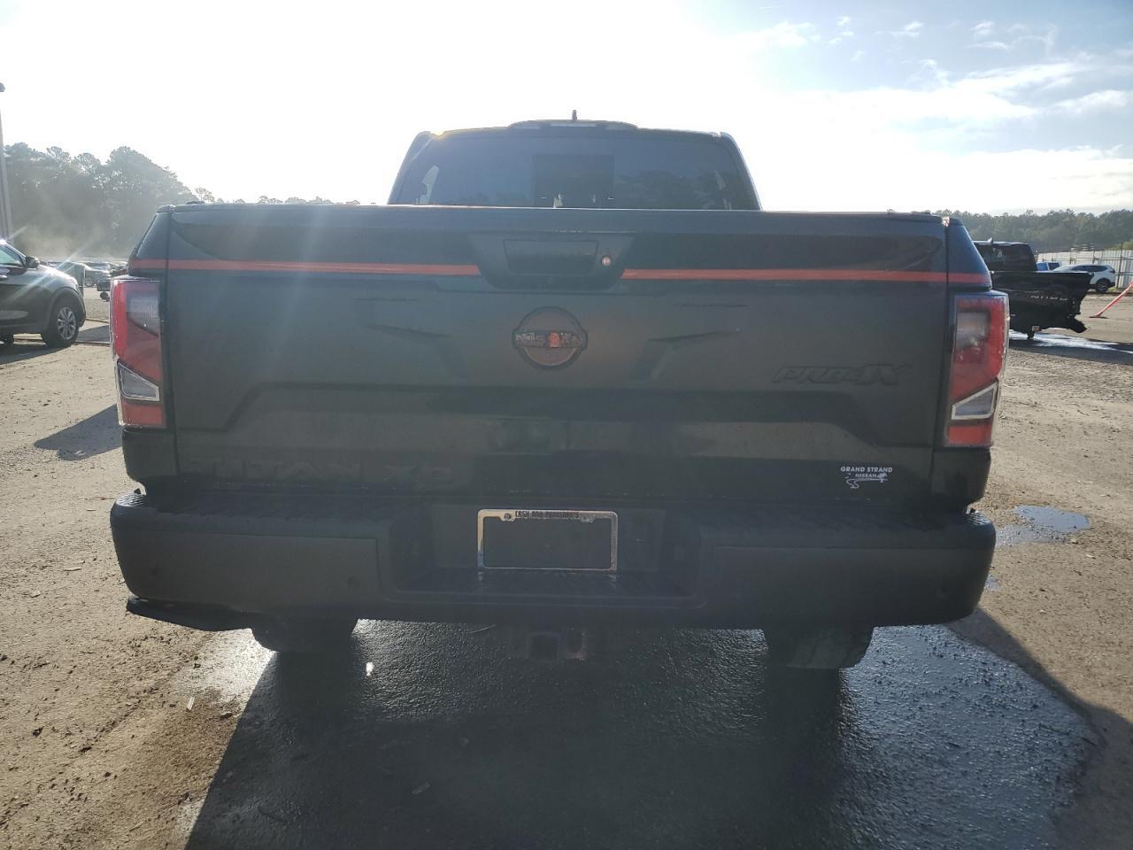 2024 Nissan Titan Xd Sv - Image 6