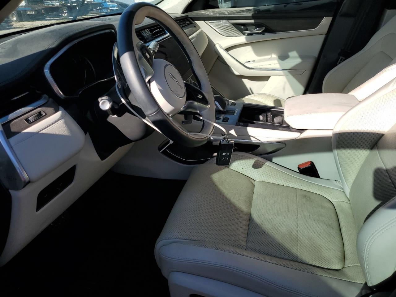 2022 Jaguar F-Pace S - Image 7