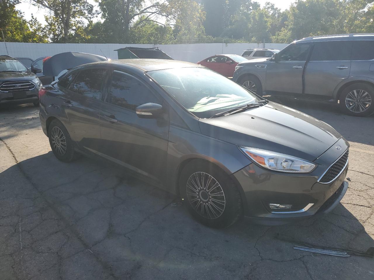 2016 Ford Focus Se - Фото 4