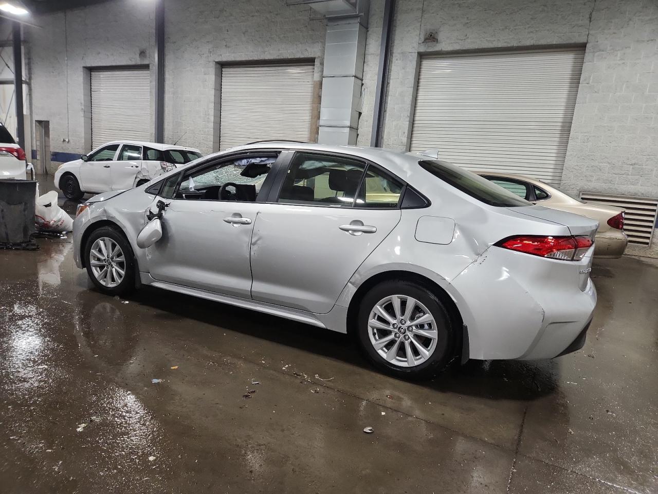 2024 Toyota Corolla Le - Image 2