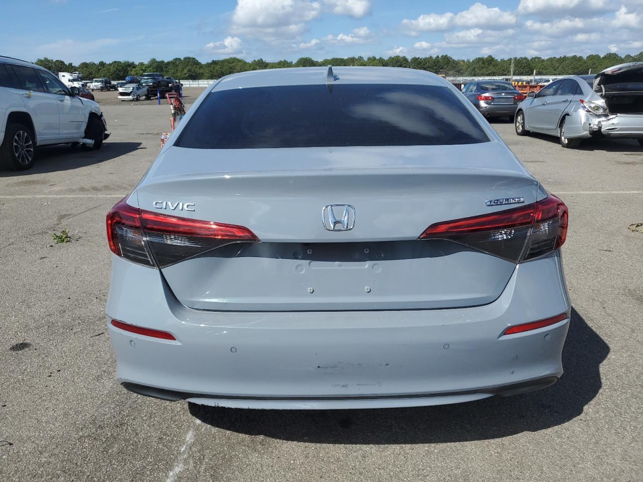 2022 Honda Civic Touring - Фото 6