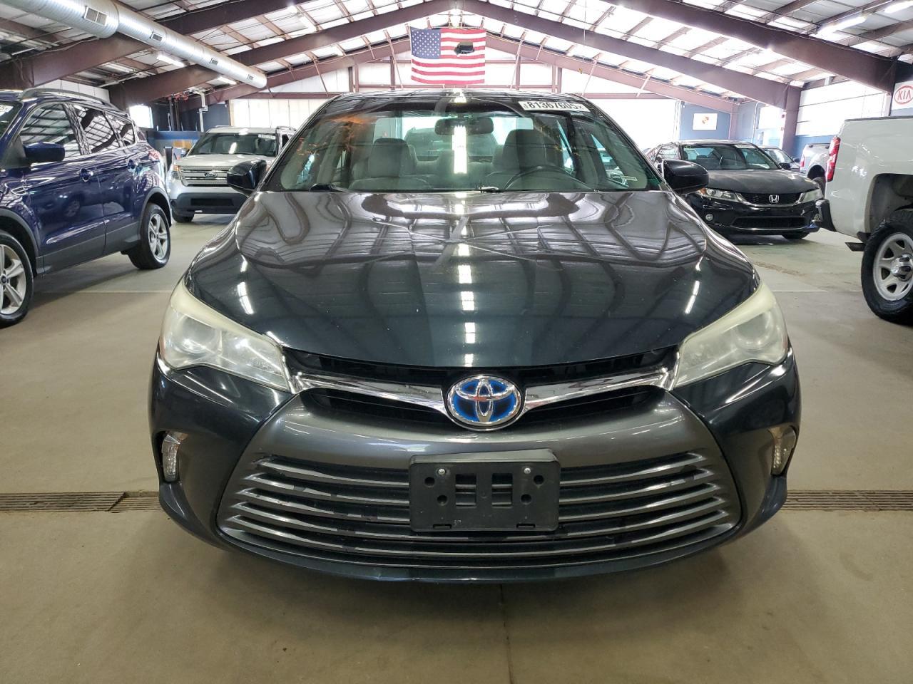 2015 Toyota Camry Hybrid - Фото 5