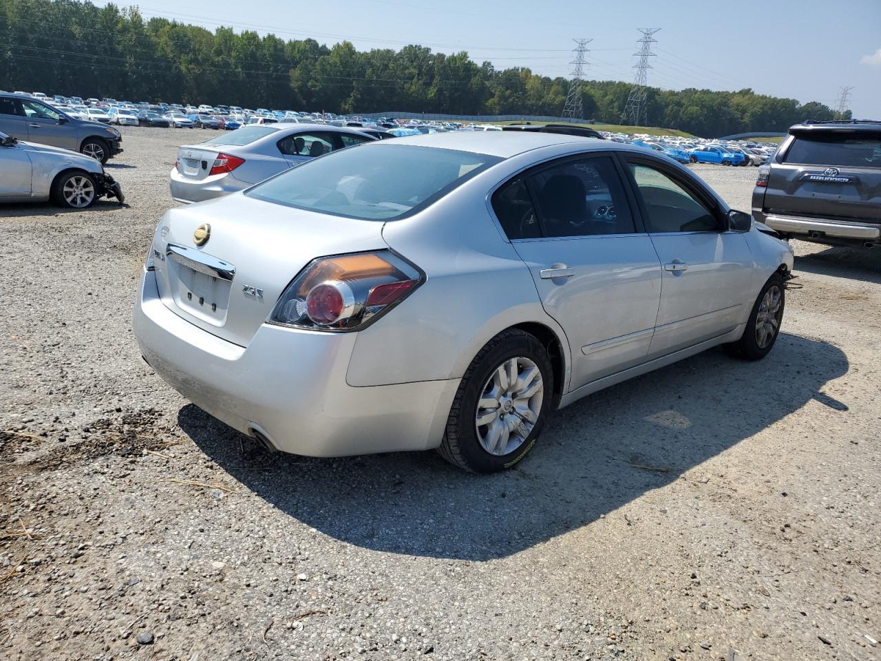 2012 Nissan Altima Base - Image 3