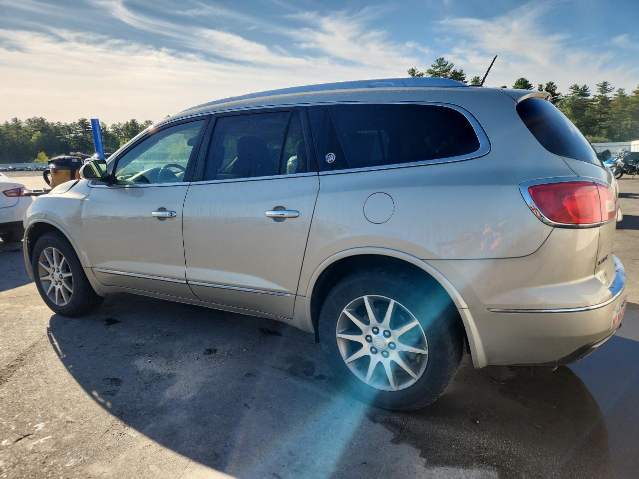 2017 Buick Enclave - Image 2