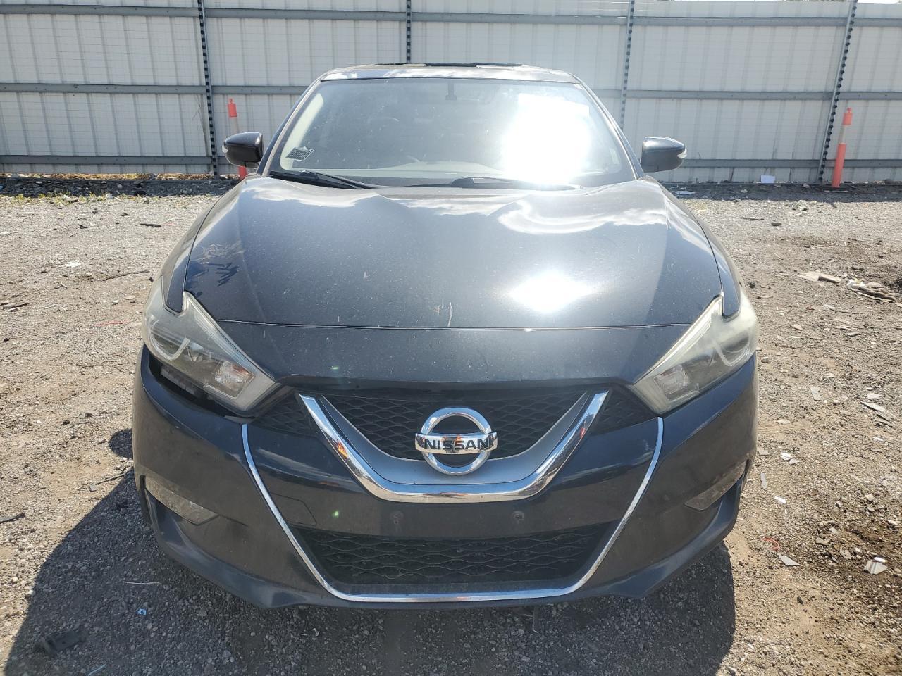 2017 Nissan Maxima 3.5S - Image 5