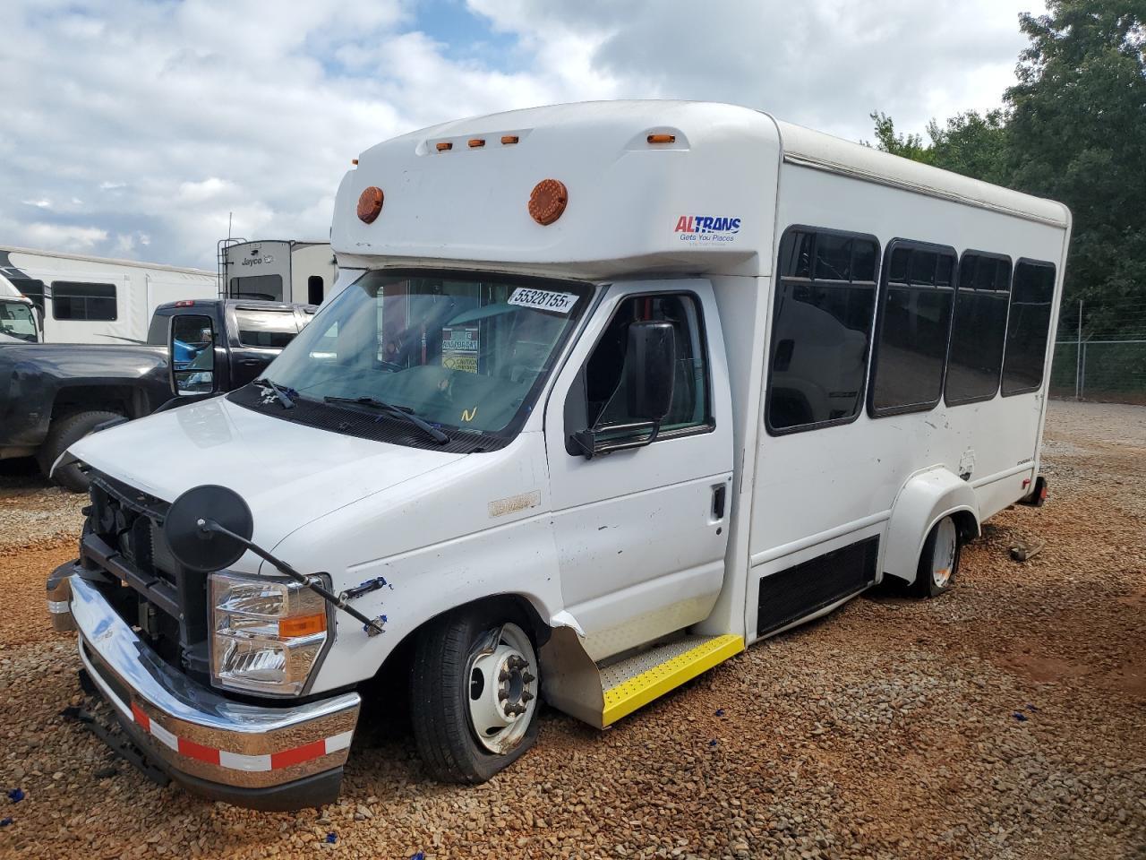2019 Ford Econoline E350 Super Duty Cutaway Van