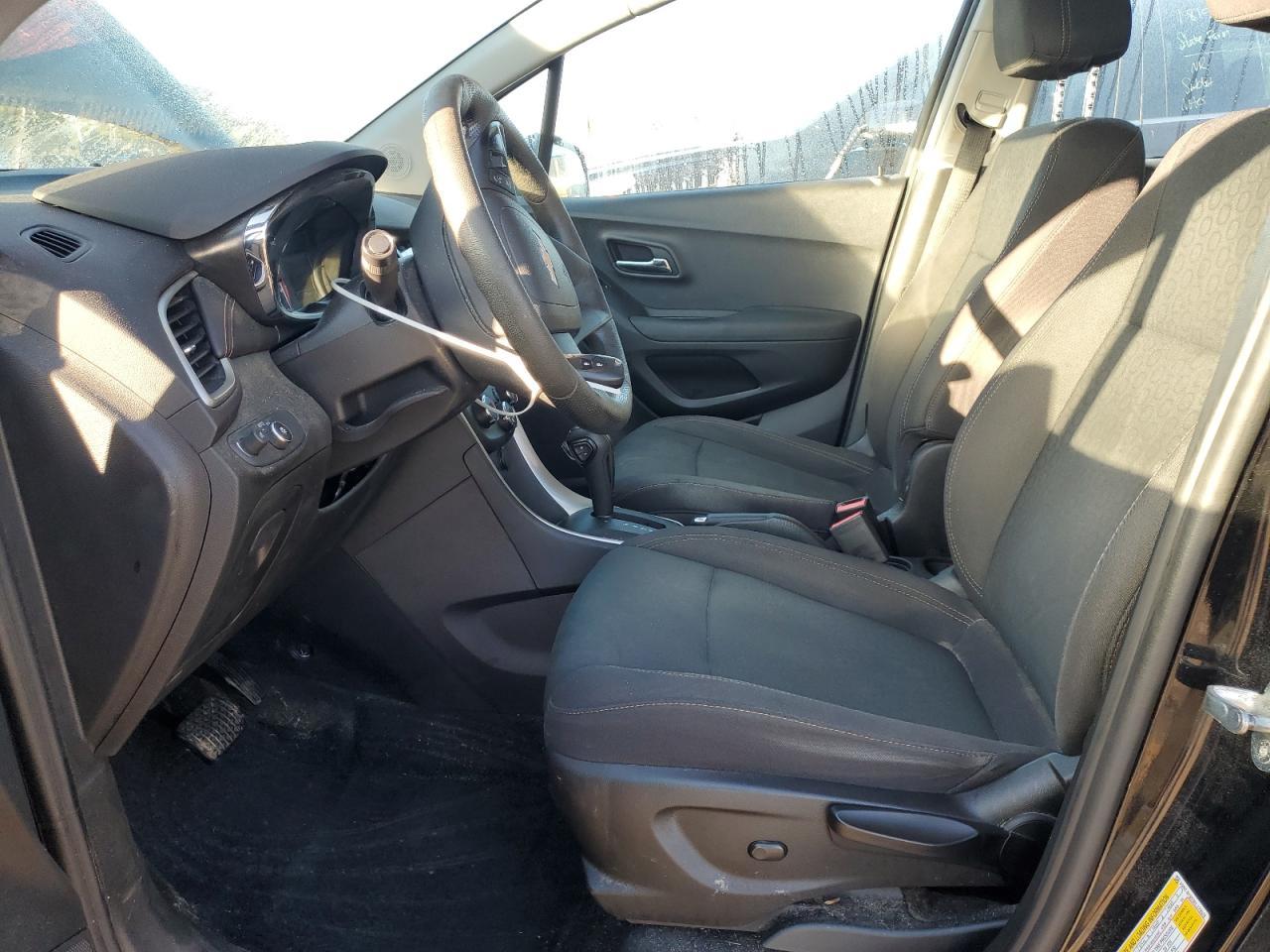 2019 Chevrolet Trax Ls - Image 7