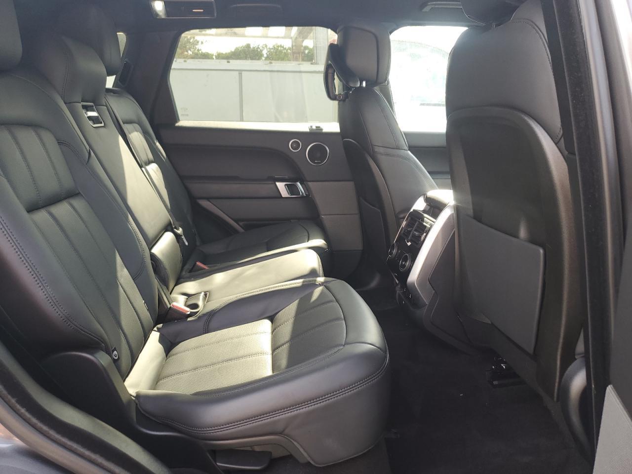 2019 Land Rover Range Rover Sport Hse - Image 7