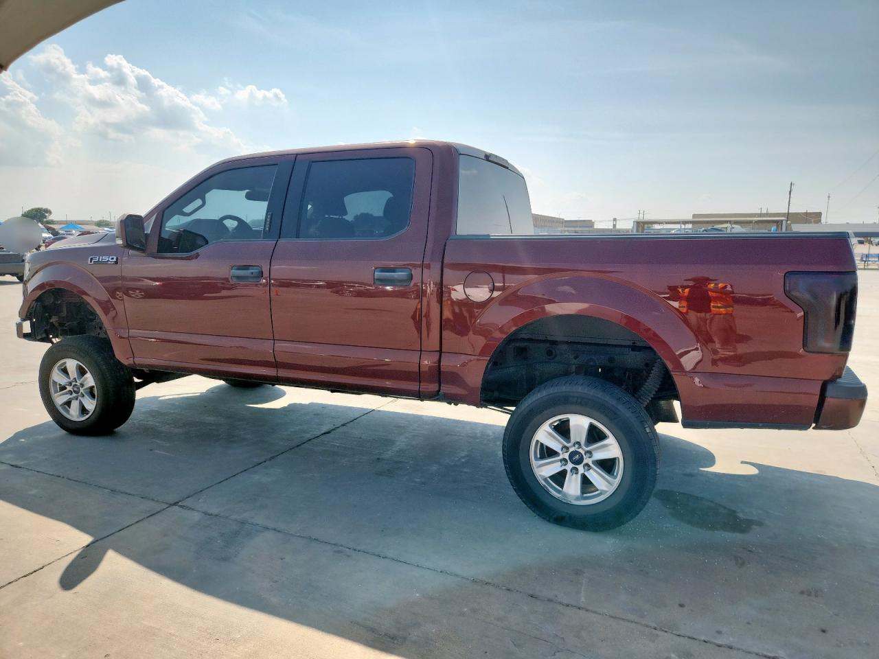2015 Ford F150 4Wd V6 Crew Cab 3.5L Xlt - Фото 2