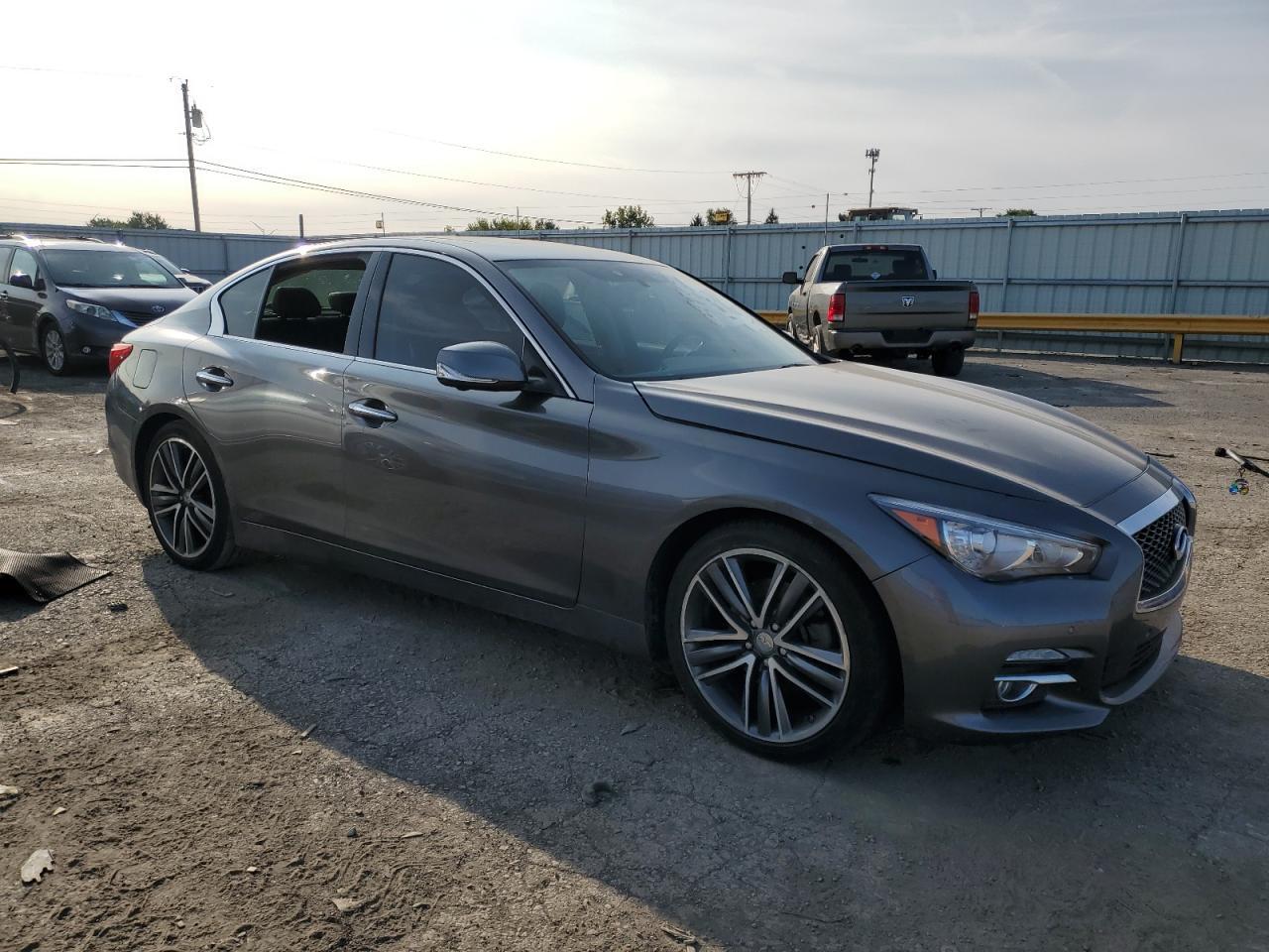 2016 Infiniti Q50 Hybrid - Фото 4