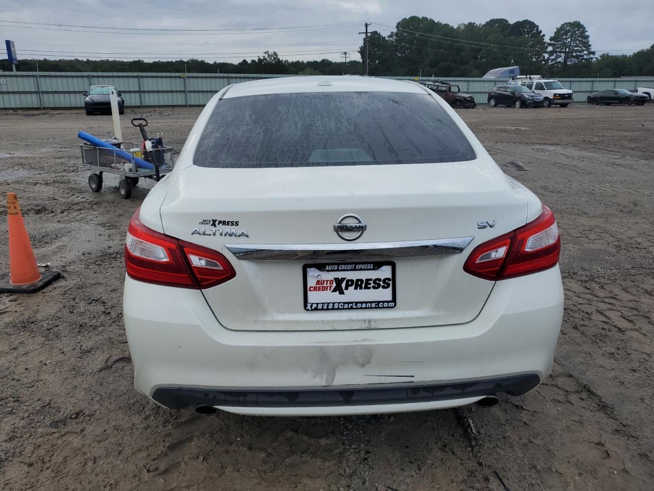 2017 Nissan Altima 2.5 - Фото 6