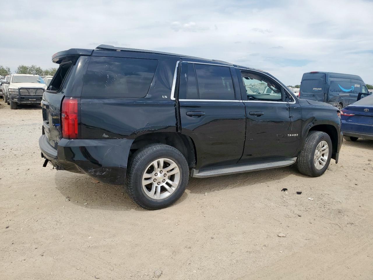 2015 Chevrolet Tahoe C1500 Ls - Фото 3