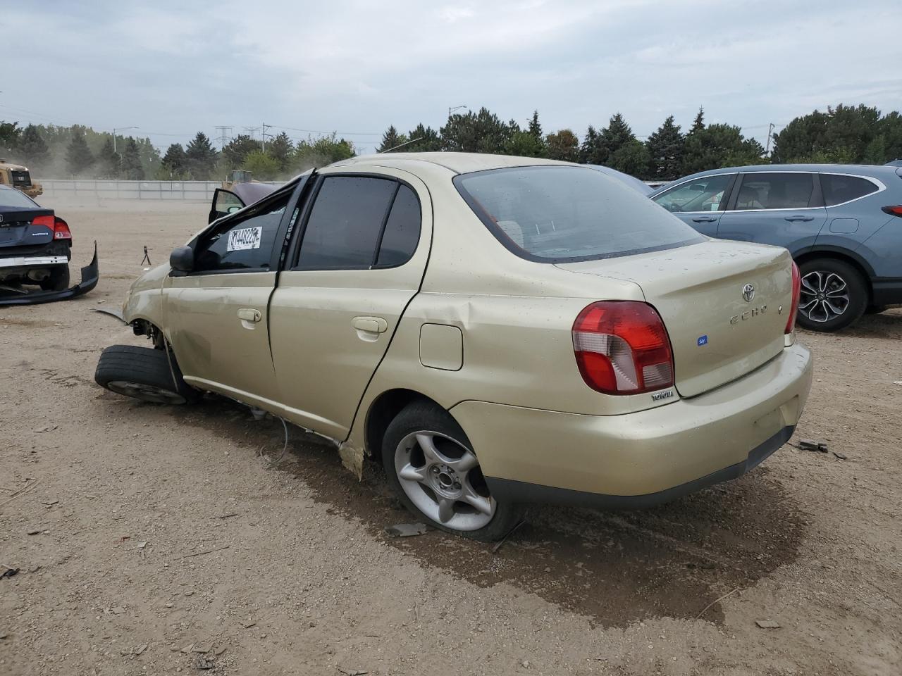 2001 Toyota Echo - Image 2