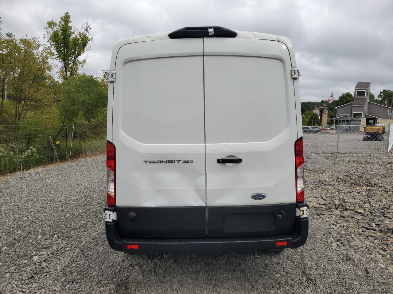 2020 Ford Transit T-250 - Фото 6