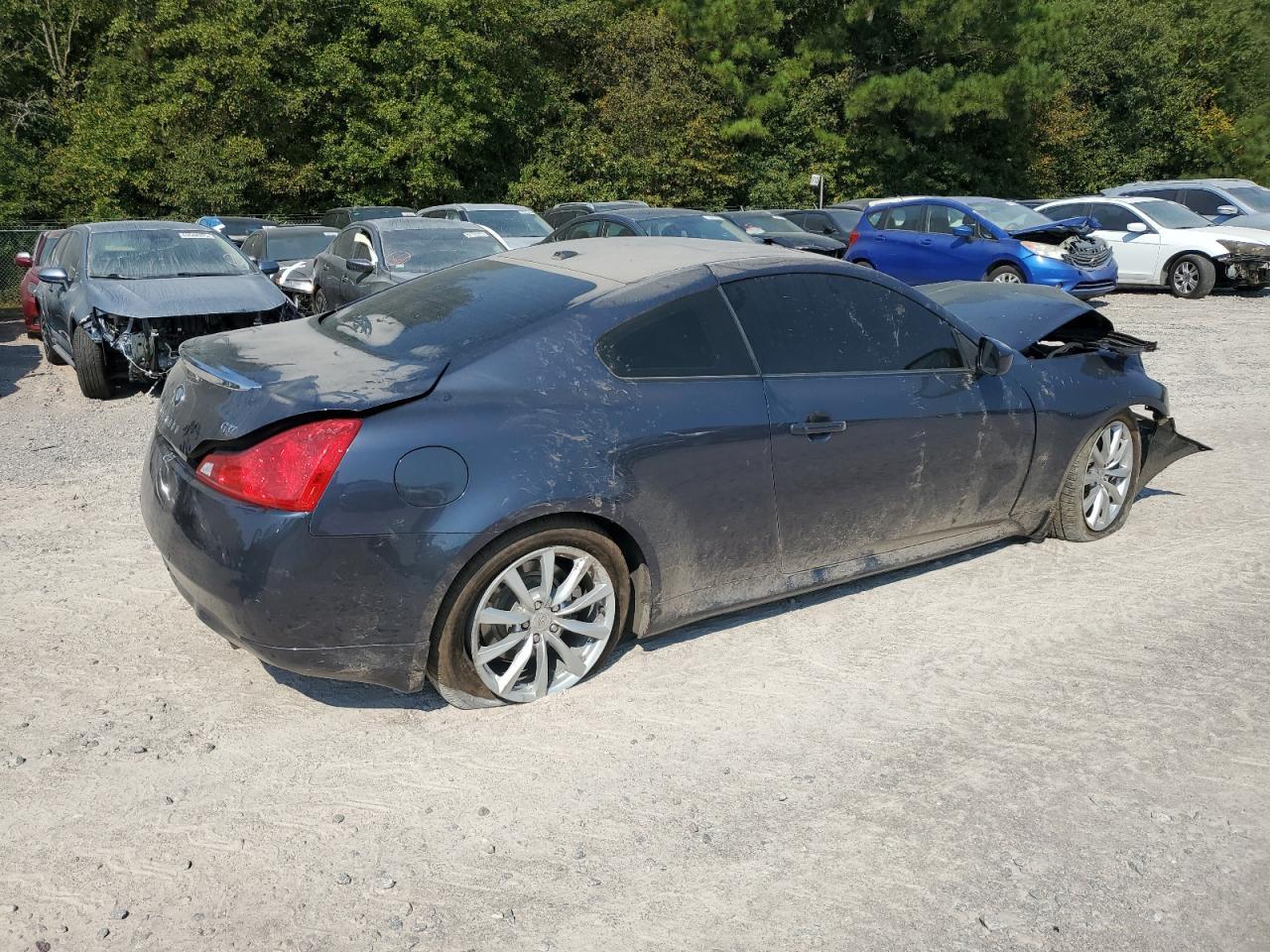 2013 Infiniti G37 Journey - Фото 3