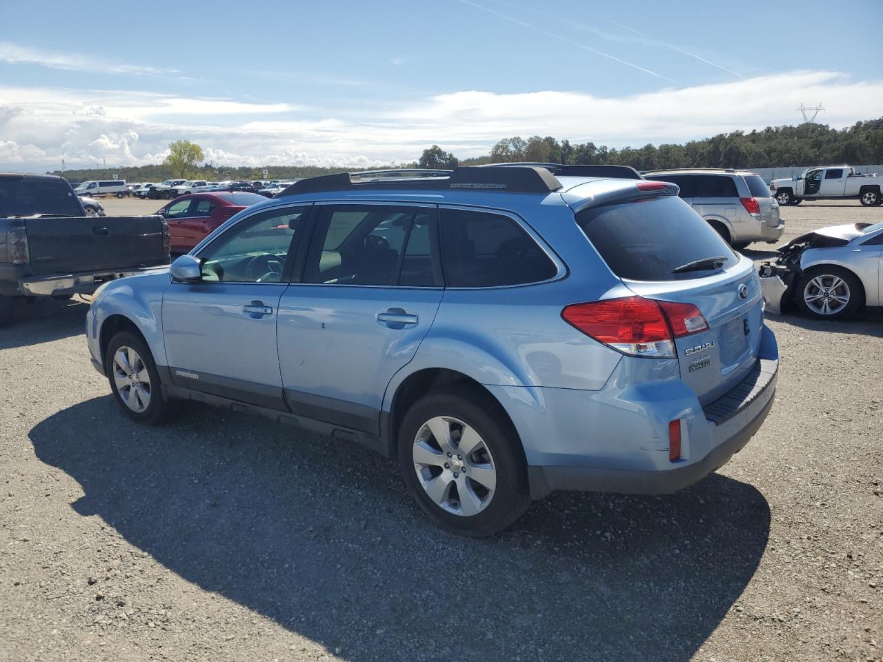 2012 Subaru Outback 2.5I Premium - Image 2