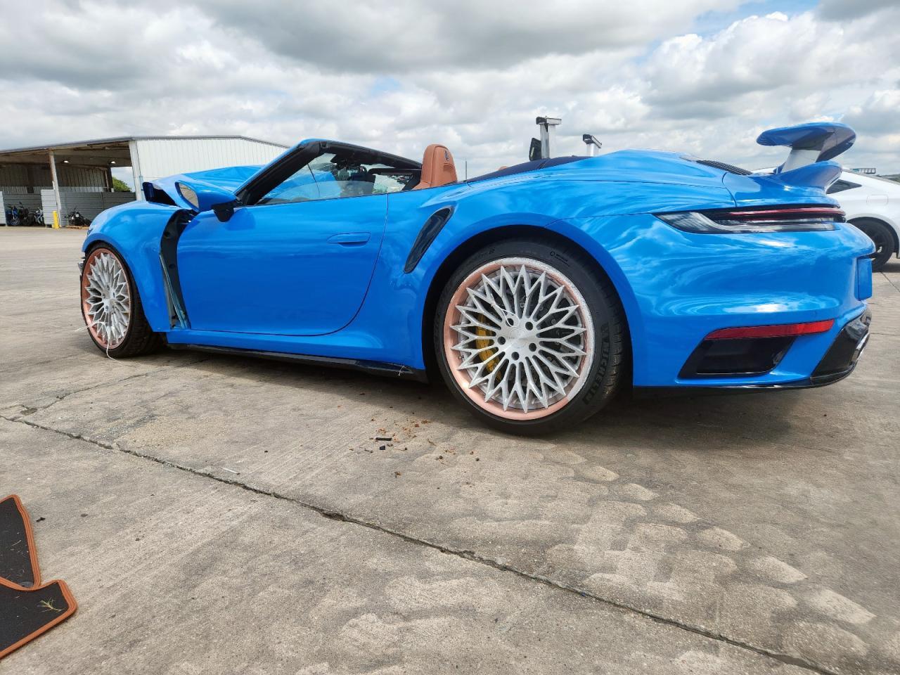 2024 Porsche 911 Turbo - Image 2