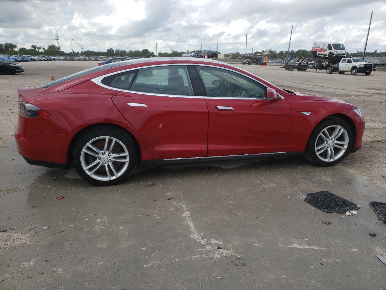 2015 Tesla Model S 90 - Фото 3