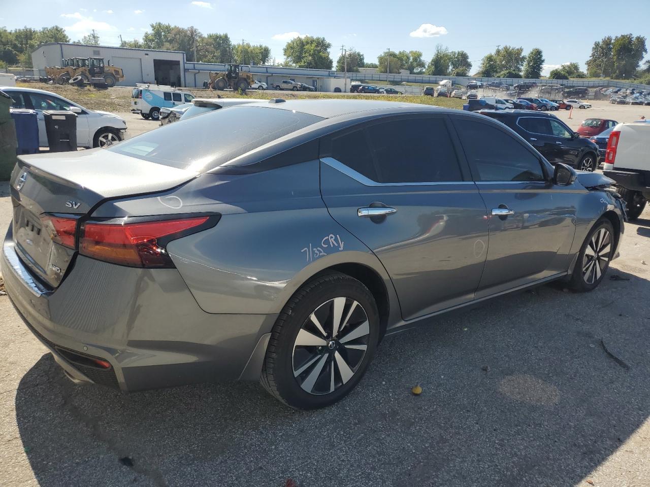 2022 Nissan Altima Sv - Image 3