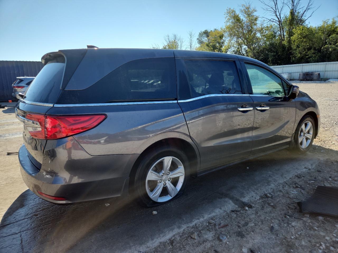 2019 Honda Odyssey Exl - Image 3