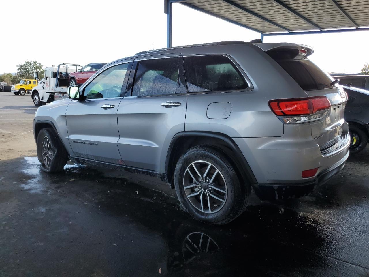 2021 Jeep Grand Cherokee - Фото 2