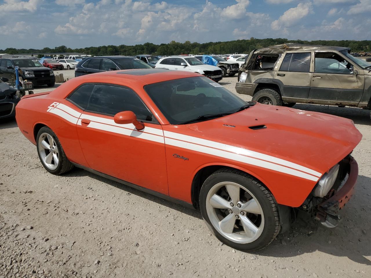 2013 Dodge Challenger R/T - Image 4