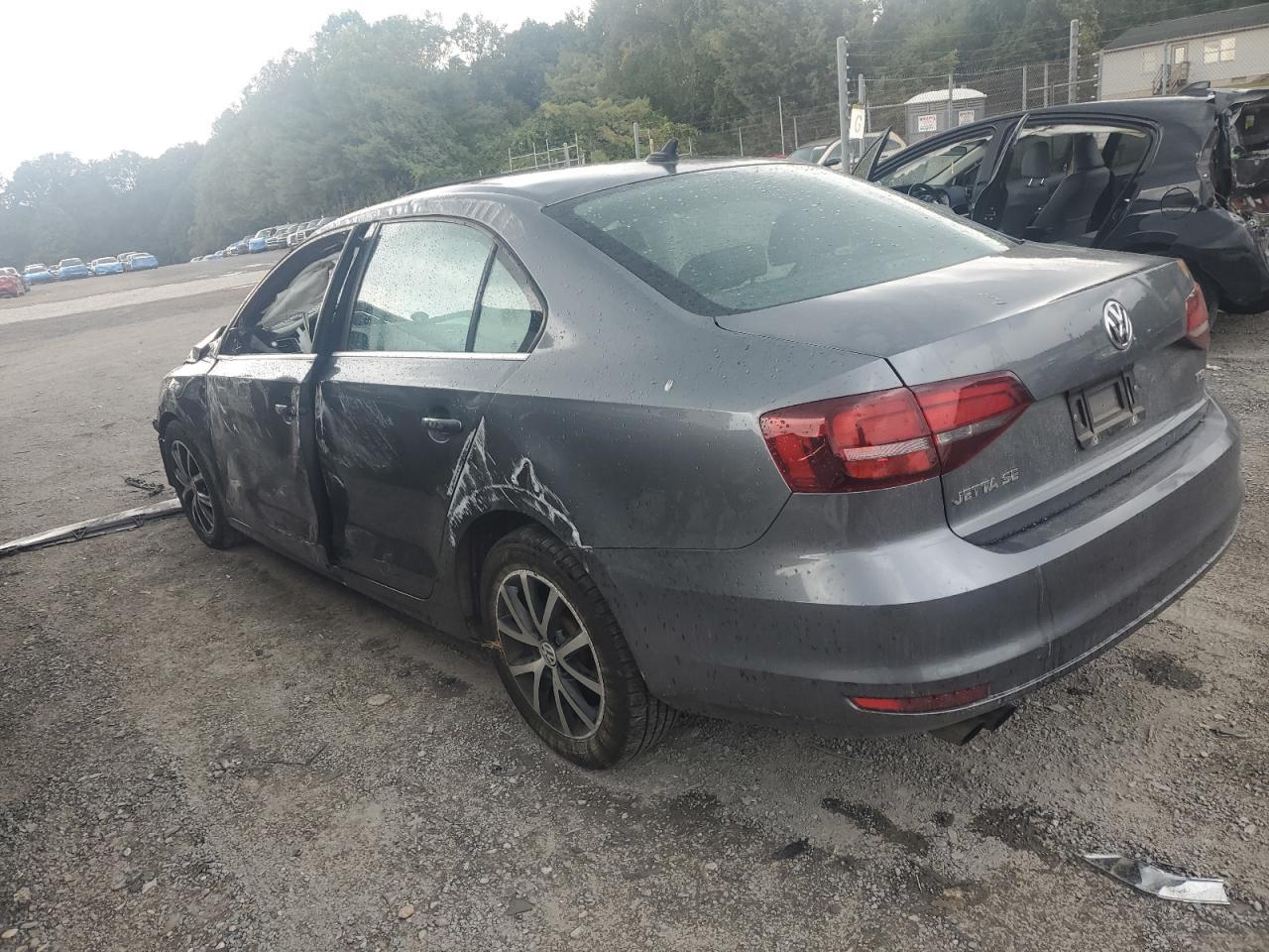 2018 Volkswagen Jetta Se - Фото 2