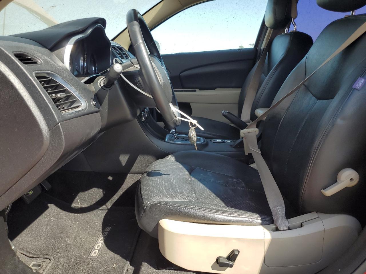 2013 Dodge Avenger Sxt - Image 7
