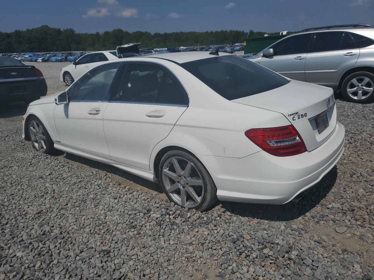 2014 Mercedes-Benz C 250 - Image 2