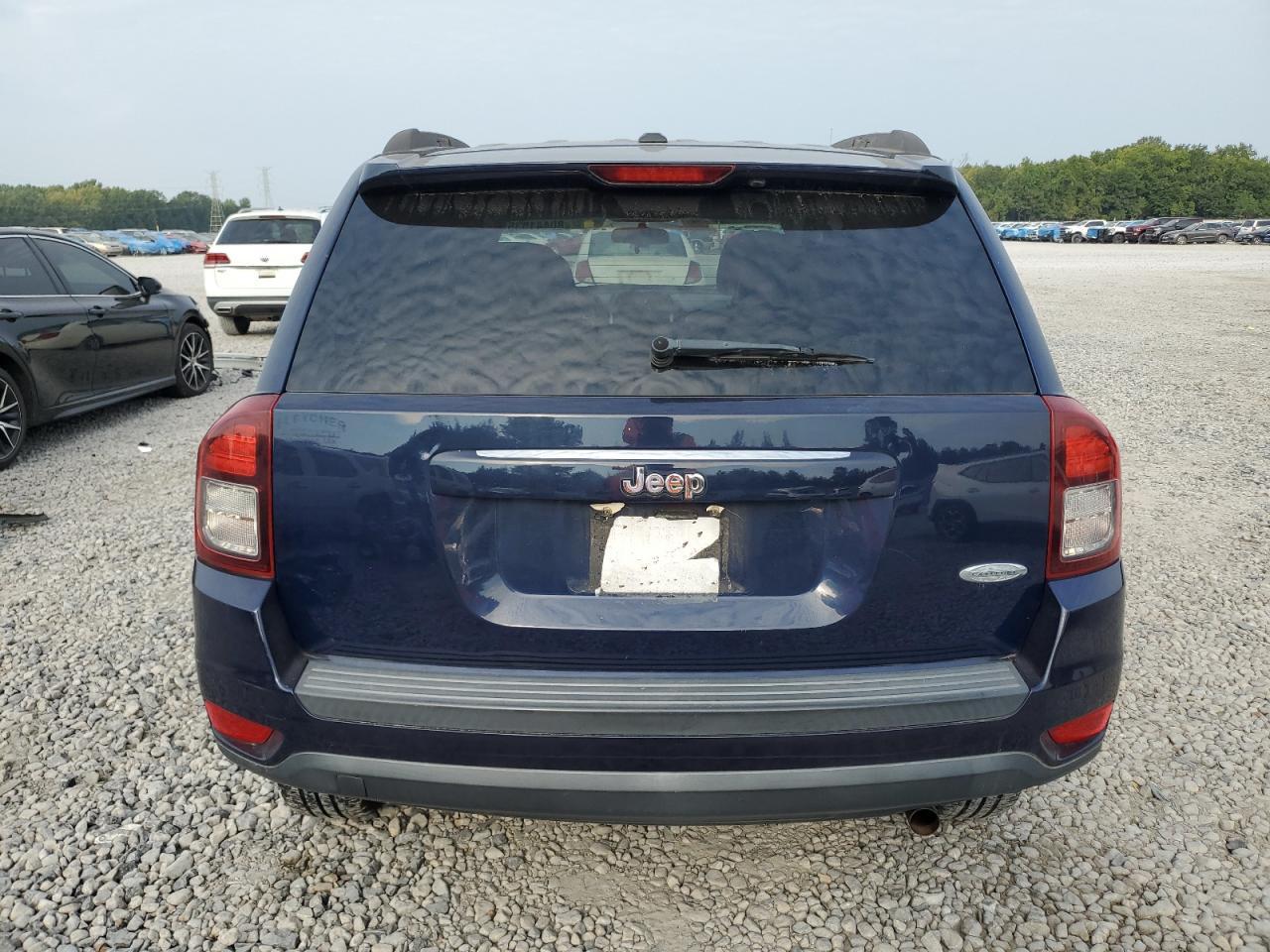 2015 Jeep Compass Latitude - Image 6