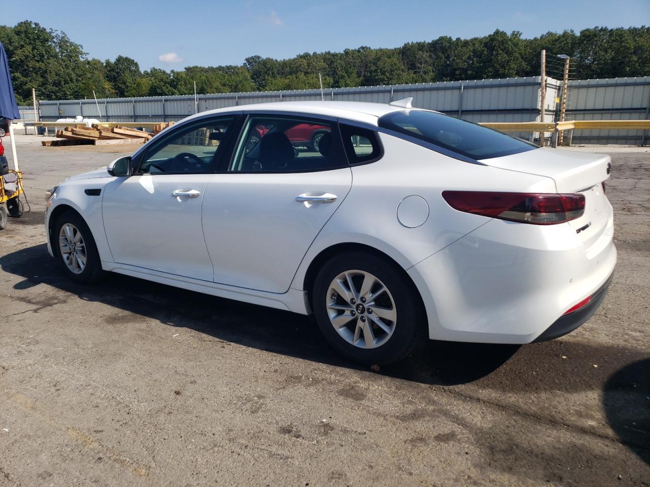 2018 Kia Optima Lx - Image 2