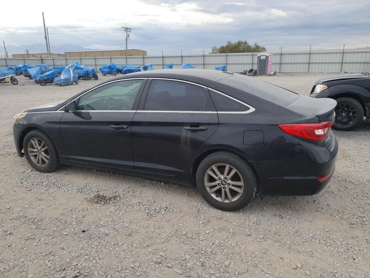 2017 Hyundai Sonata Se - Image 2