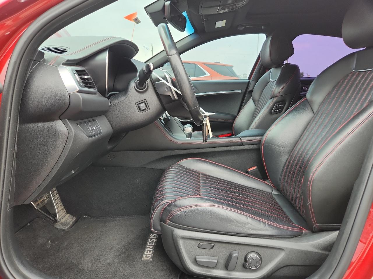 2022 Genesis G70 Base - Image 7
