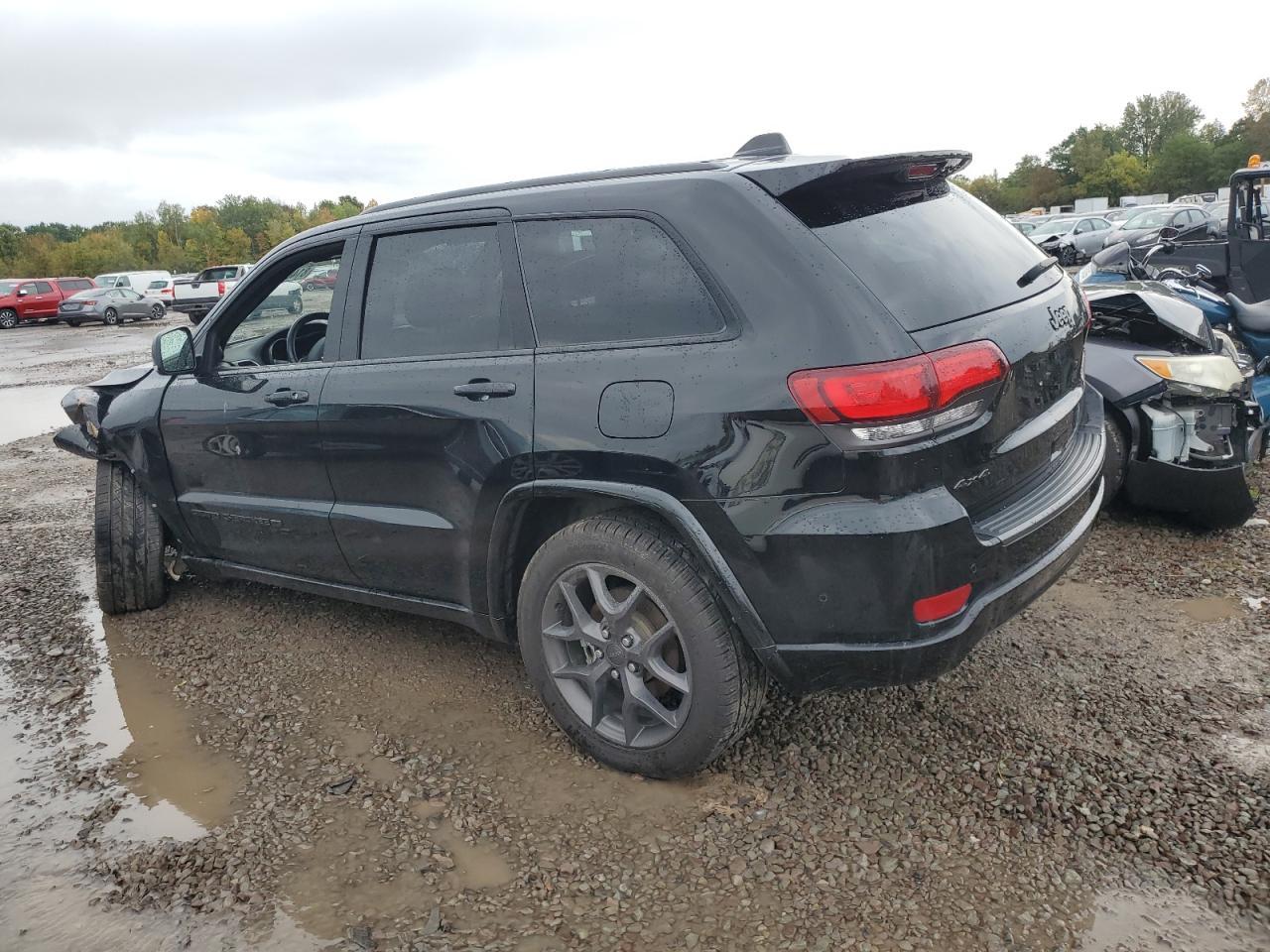 2021 Jeep Grand Cherokee Limited - Фото 2