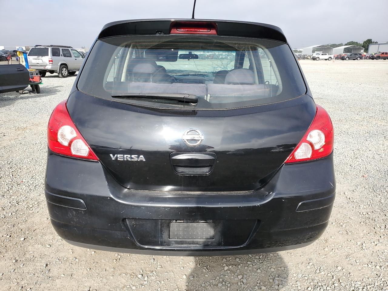 2008 Nissan Versa S - Фото 6