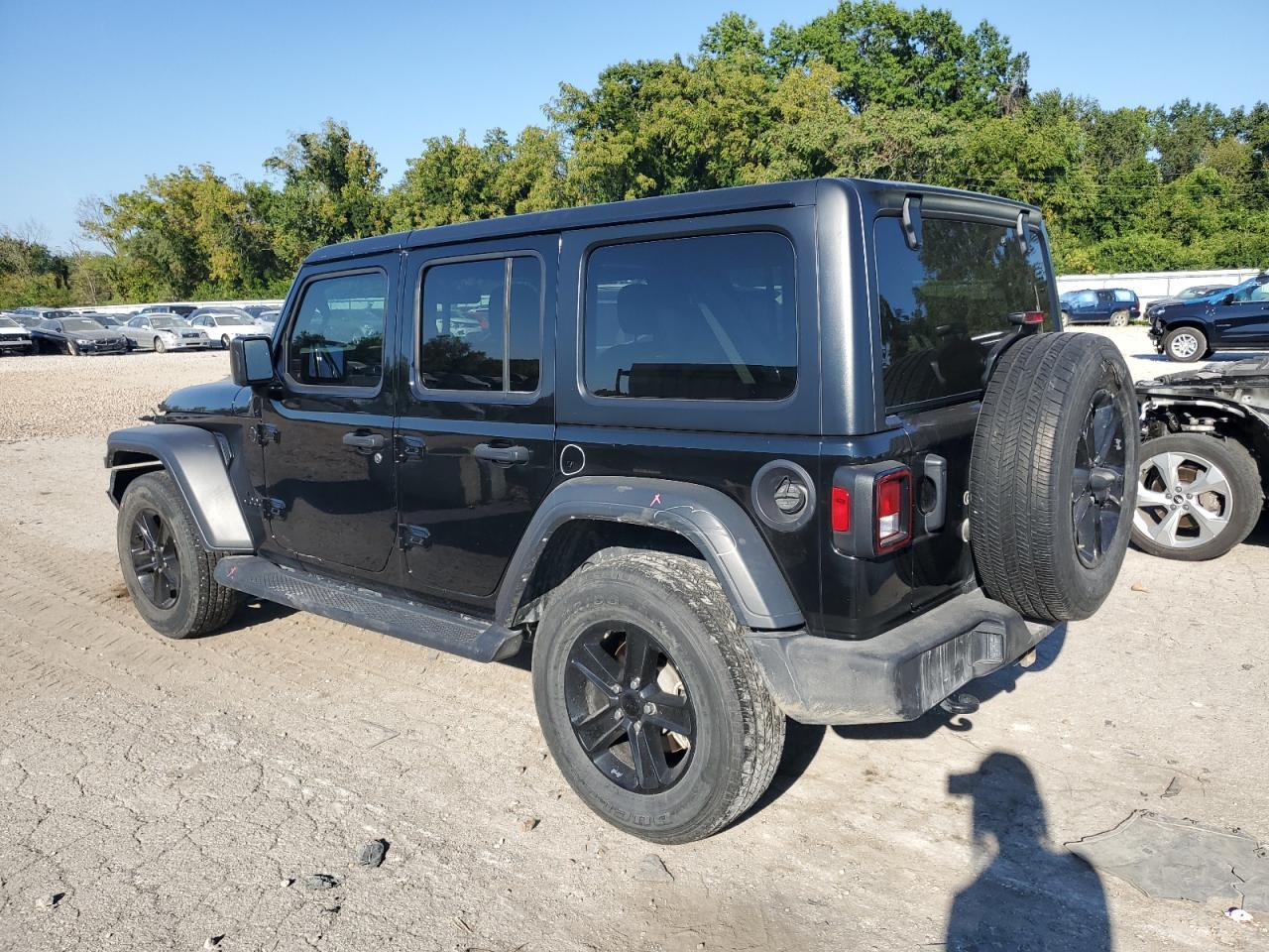 2023 Jeep Wrangler Sport - Фото 2