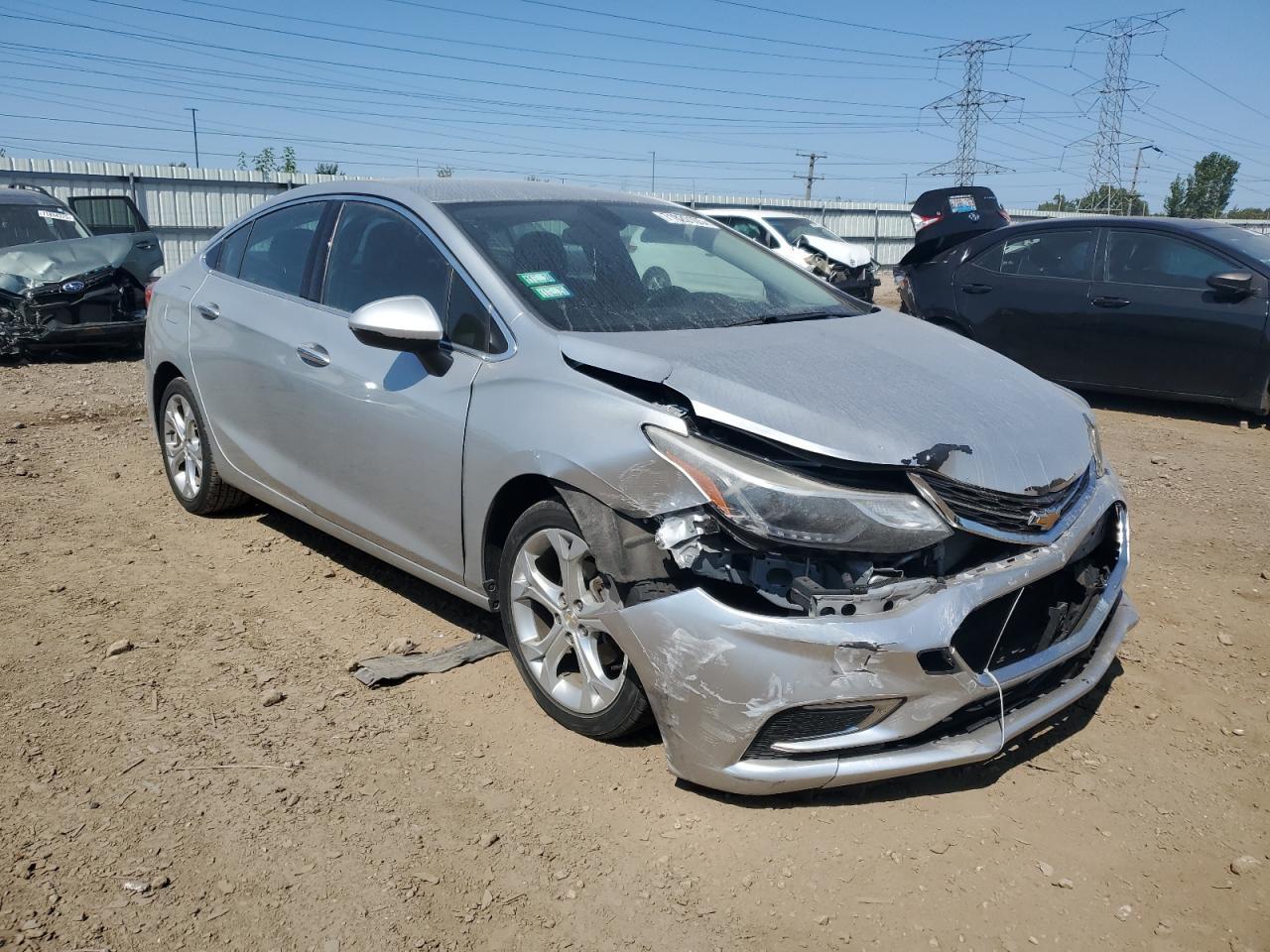 2017 Chevrolet Cruze Premier - Фото 4