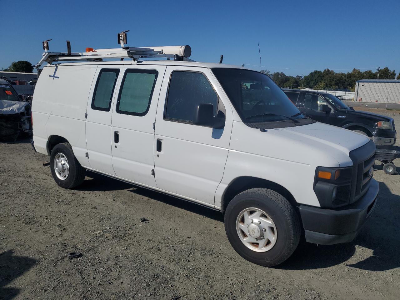 2009 Ford Econoline E250 Van - Фото 4