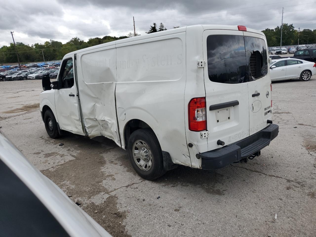2015 Nissan Nv 2500 - Фото 2