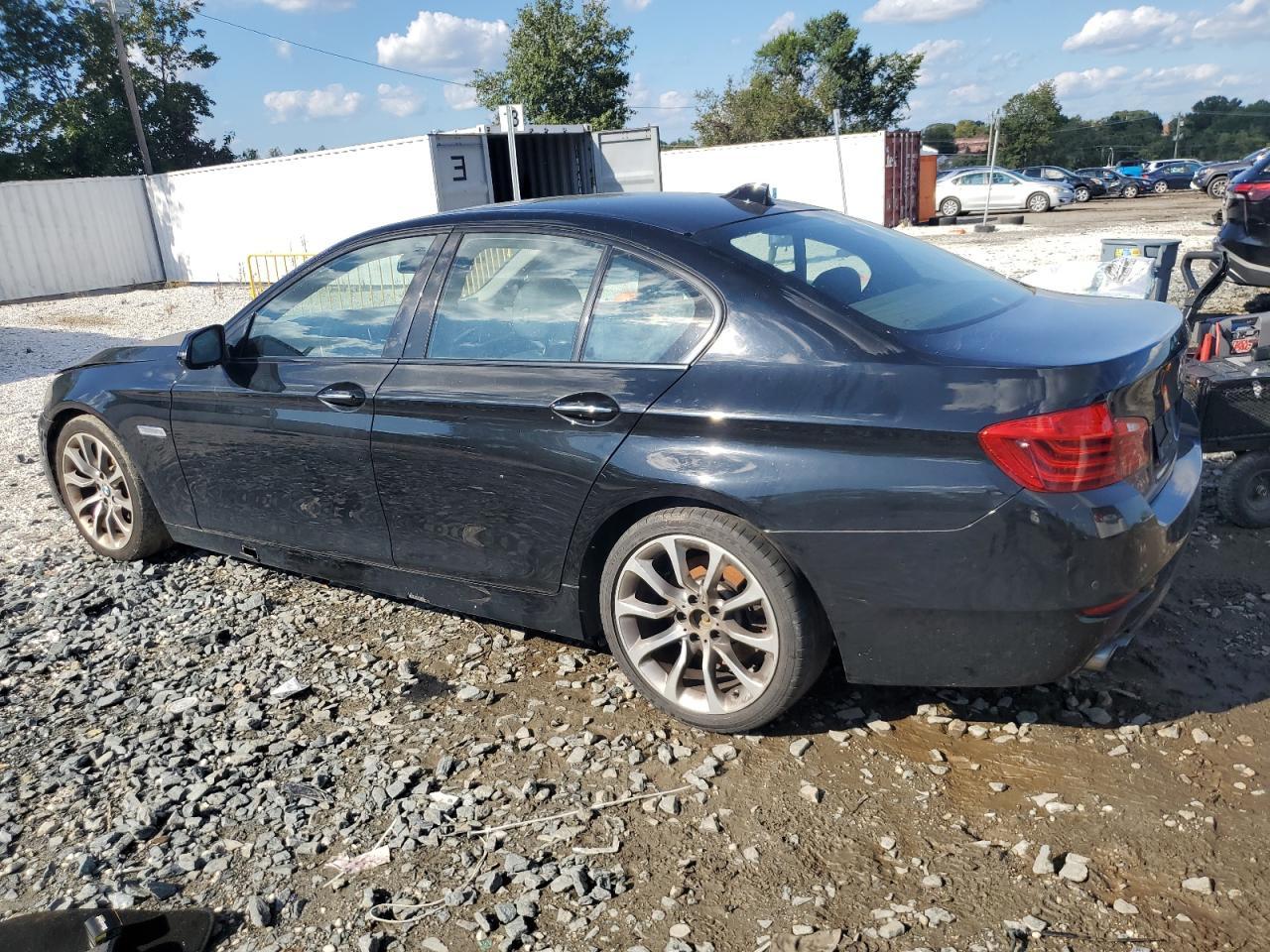 2016 BMW 528 Xi - Фото 2