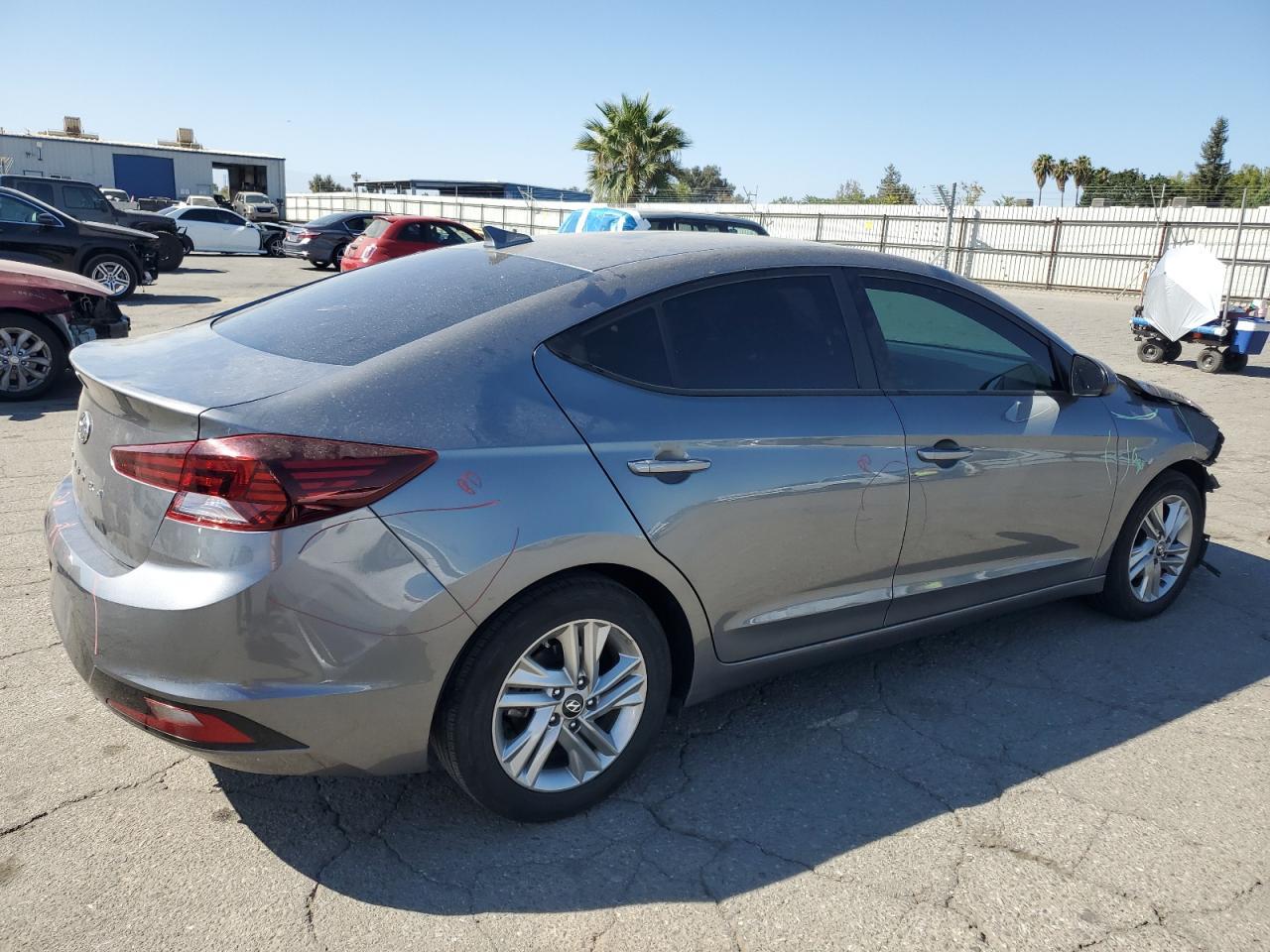 2019 Hyundai Elantra Sel - Фото 3