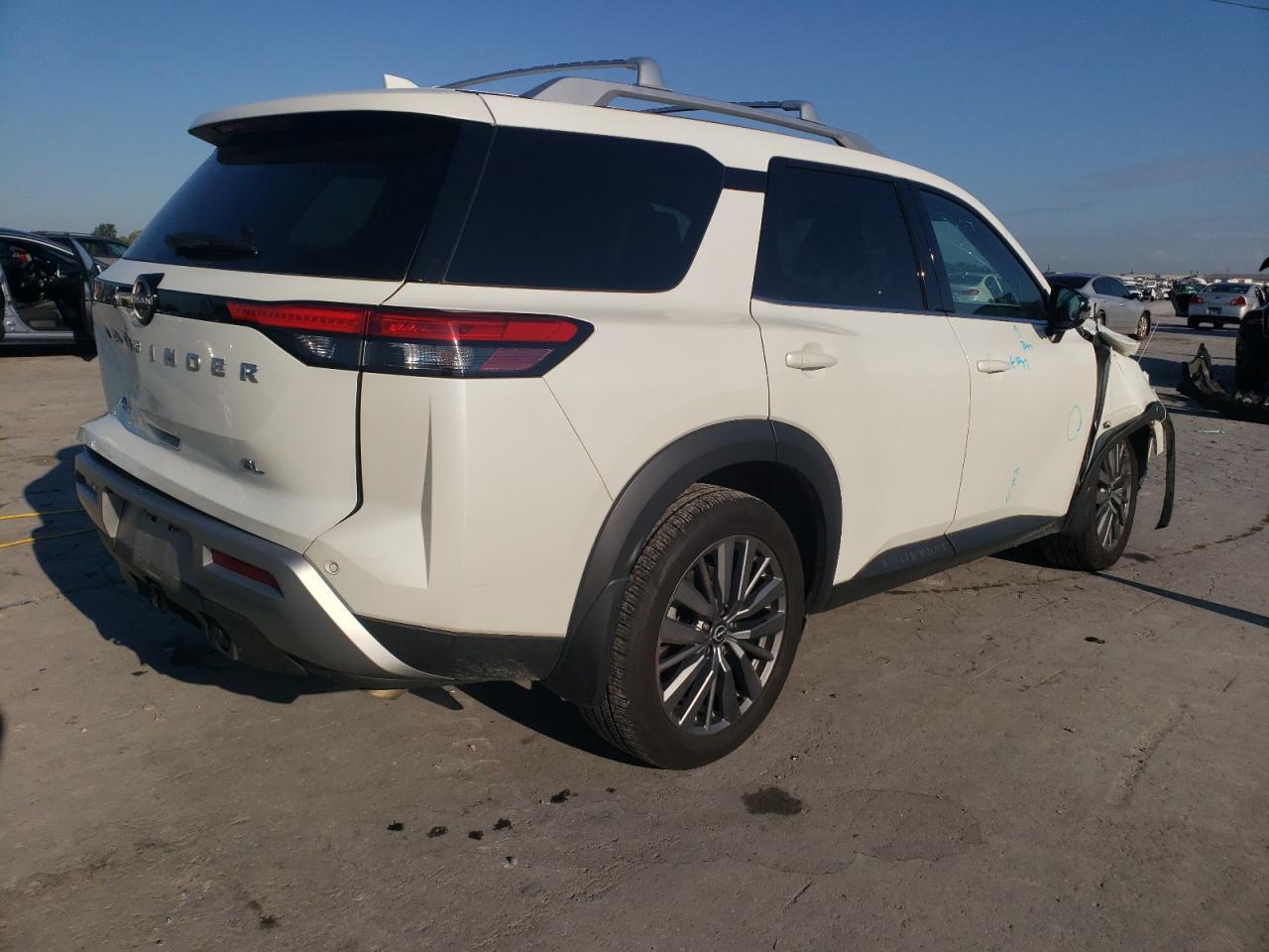 2024 Nissan Pathfinder Sl - Фото 3