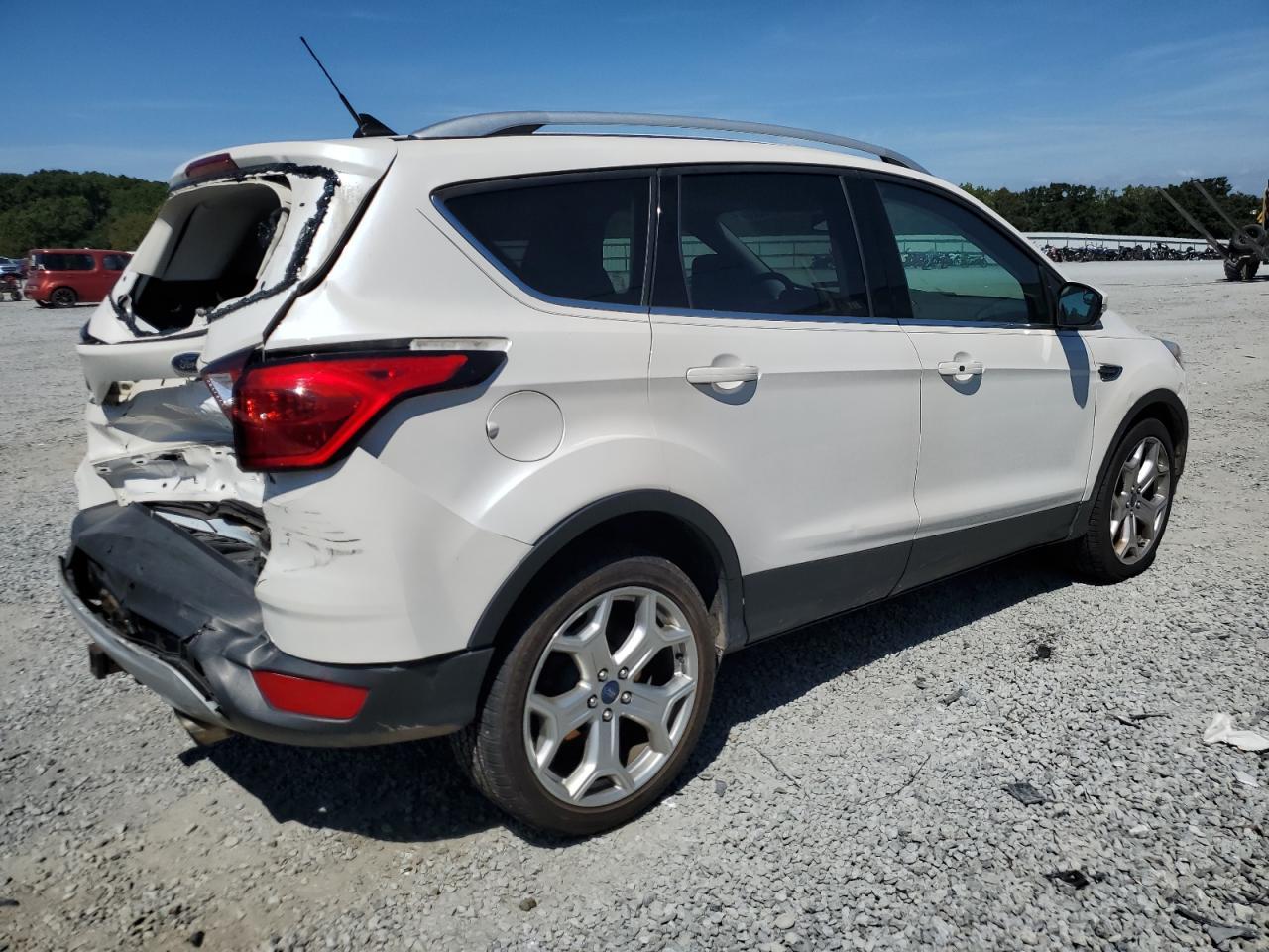 2019 Ford Escape Titanium - Фото 3